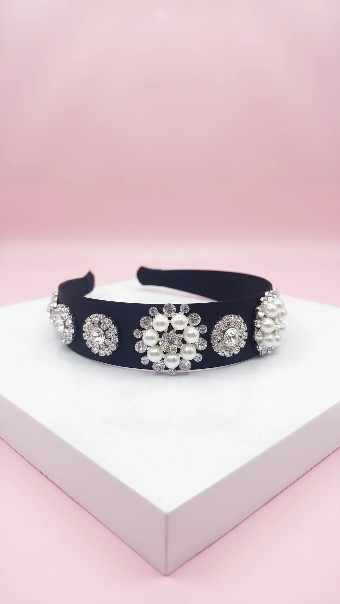 Women’s Pearl Cluster Statement Headband & Hair Band
