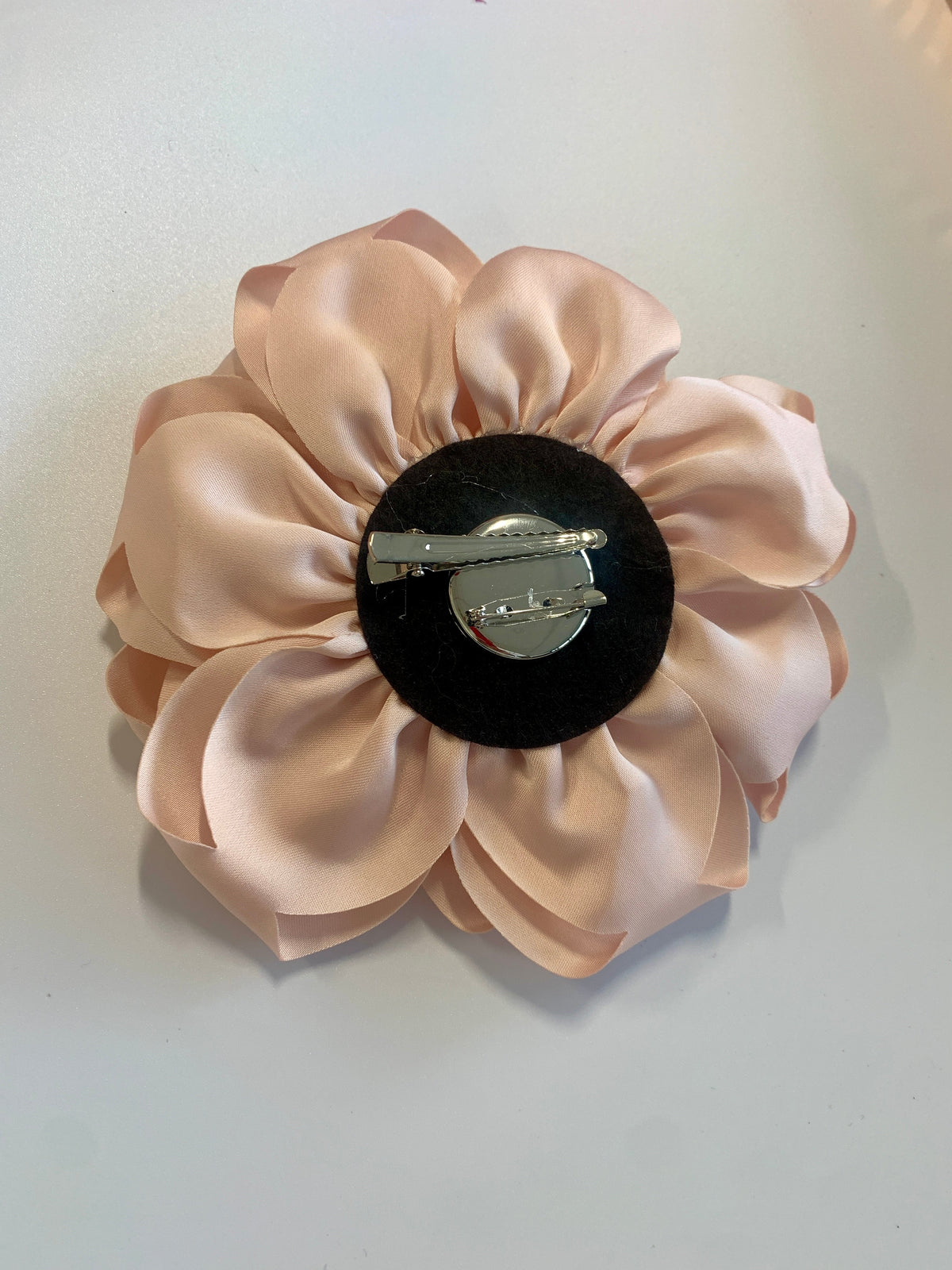 15cm Large Rose Fascinator Corsage Hair Clip and Brooch Pin, Satin Flower, Peach Pink